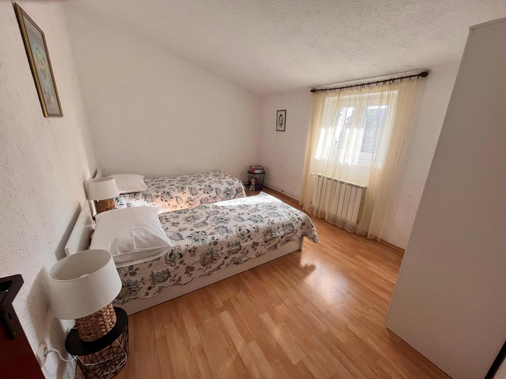 Apartman Umpa Omisalj Exterior photo